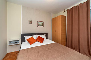 Galerija Apartmani pod Lozom