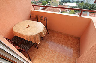 Galerija Apartmani pod Lozom