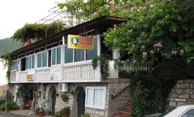 Apartmani pod Lozom